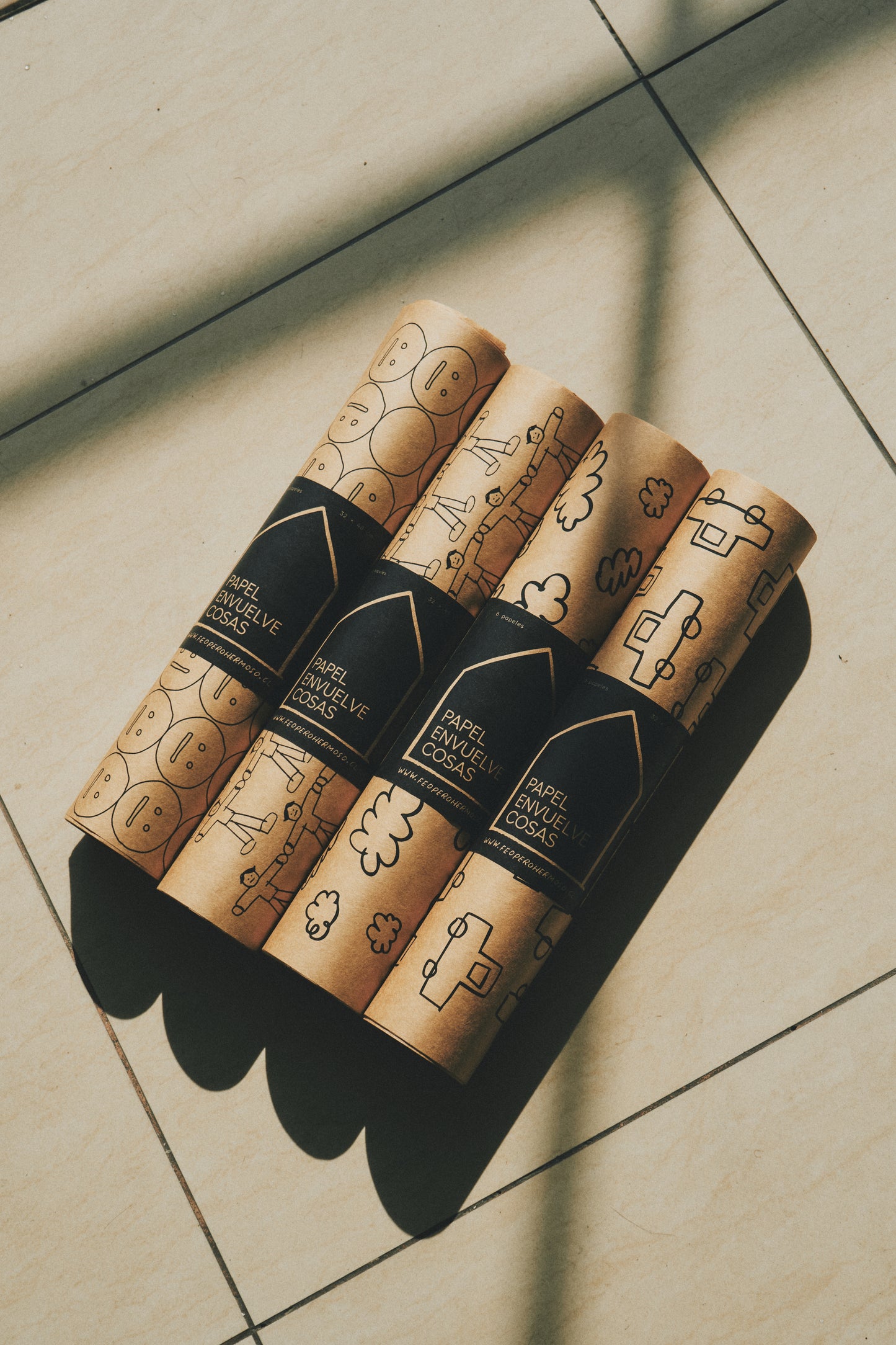 Papel Envuelve Cosas x6U